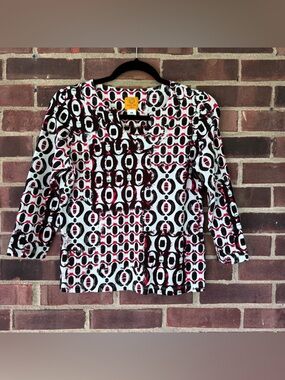 Ruby Rd. Geometric Scoop-Neck Top in White, Black & Red